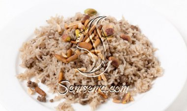 أرز بالخلطة واللحم المفروم