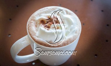 مشروب الشوكولاتة الساخنة بالفانيليا