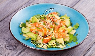 سلطة الروبيان بالأفوكادو