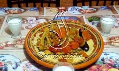 كسكس مغربي بالخضر