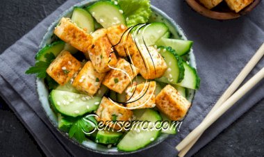 سلطة جبن الحلوم المقلي