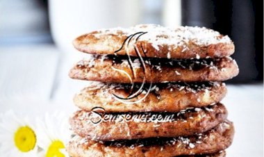 كوكيز اللوز بالشوكولاتة وجوز الهند