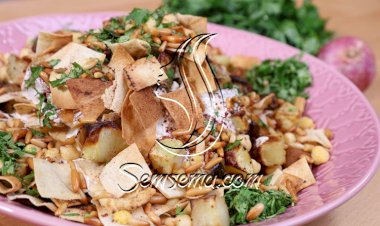 فتة باذنجان وبطاطس بالفيديو