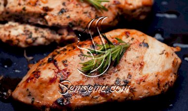 دجاج محمر بصلصة الفول السوداني للرجيم