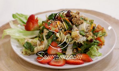 سلطة الخضار والفواكة مع دبس الرمان بالفيديو