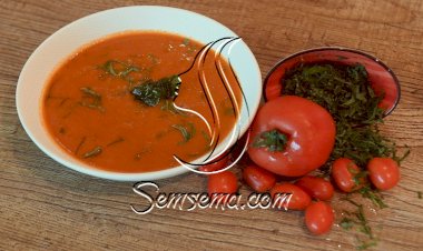 شوربة الطماطم