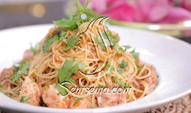 مكرونة بالتونة بالفيديو