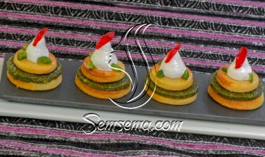 تارت الفستق والمستكة