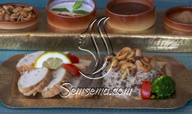 الأرز مع الدجاج المحمر