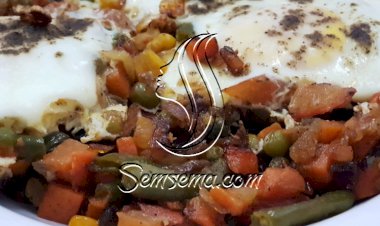 بيض بالخضار