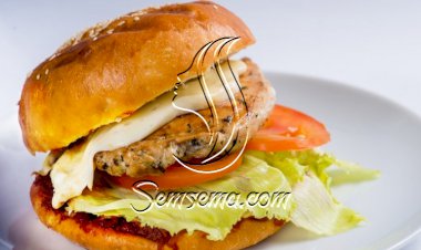 برغر دجاج مشوي