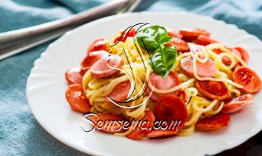 معكرونة بالنقانق