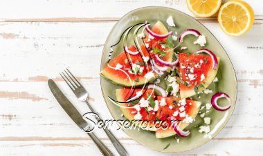 سلطة البطيخ مع جبن الفيتا