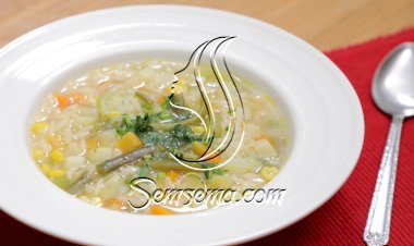 شوربة الخضار مع لسان العصفور