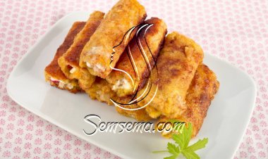 رولات جبن الشيدر بثلاث مكونات للفطور