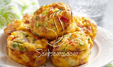 مافن البيض بالخضار لفطور الصباح