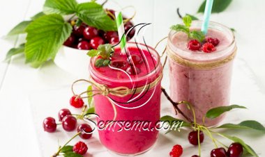 ميلك شيك التوت