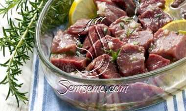 تتبيلة المشاوي بالأعشاب والثوم