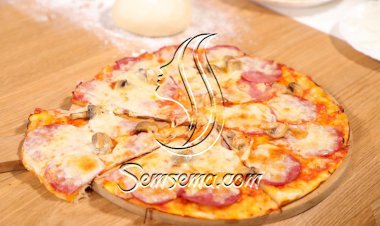 بيتزا بالسلامي والفطر بالفيديو