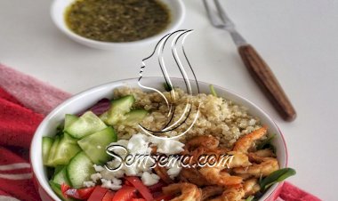 سلطة الروبيان والكينوا