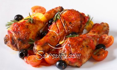 دجاج بالفرن بالطماطم والزيتون