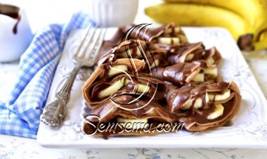 كريب بالموز وشوكولاتة النوتيلا للفطور