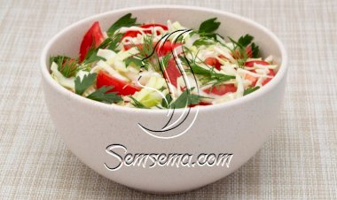 سلطة الملفوف بالطماطم