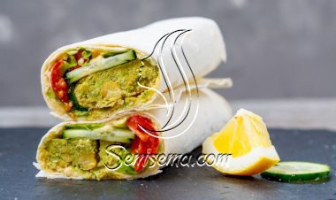 لفائف الحمص والخضار للفطور
