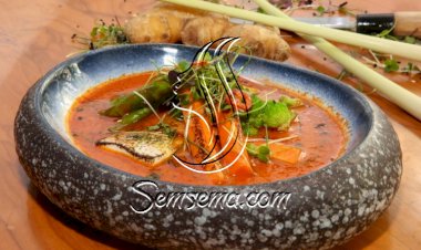 خضار بالكاري على الطريقة التايلندية للنباتيين