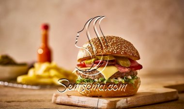 برجر مع بيف بيكون مثل المطاعم