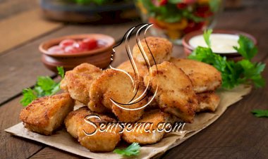 ناجتس الدجاج بالكينوا