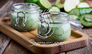 تغميسة اللبن الزبادي مع الأفوكادو لمقبلات خفيفة