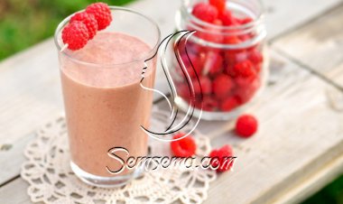 سموذي التوت بالشوكولاتة الحارق للدهون