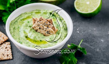 تغميسة الحمص بالسبانخ