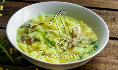 شوربة الدجاج بالبطاطس والليمون