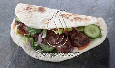 ساندويشات الكباب