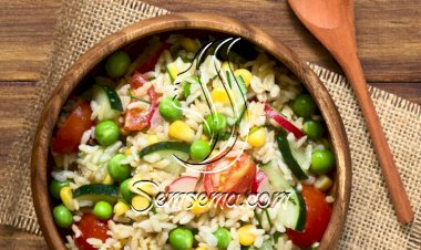 سلطة الخضار بالأرز