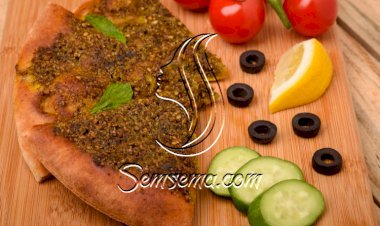 مناقيش بالزعتر