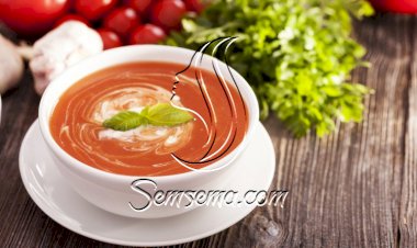 شوربة الطماطم بالجزر