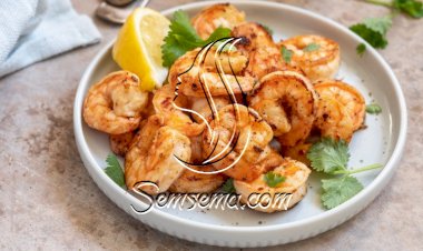 الجمبري بالثوم والكزبرة