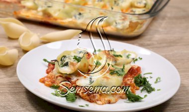 المكرونة بالسبانخ والجبن بالفيديو