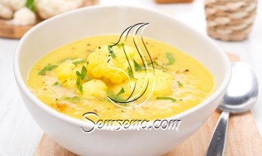 شوربة القرنبيط بالكاري والكريمة