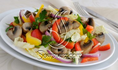 سلطة الملفوف بالفطر والفلفل الملون للرجيم