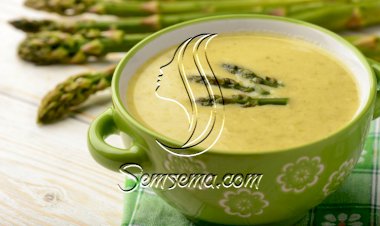 شوربة الهليون الكريمية