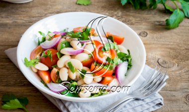 سلطة الفاصوليا البيضاء بالطماطم