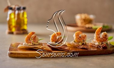 روبيان بالحمص والخبز المحمص لمقبلات فاخرة