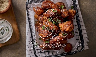 أجنحة الدجاج المقلية مع دبس الرمان