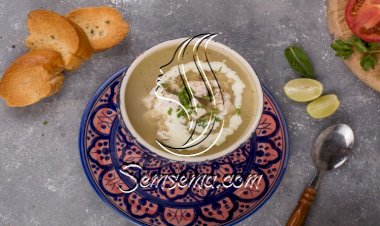 شوربة الشوفان مع الدجاج والكريما