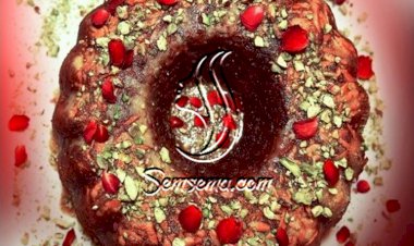 الكيك الناشف بالفواكة المجفّفة والبهارات