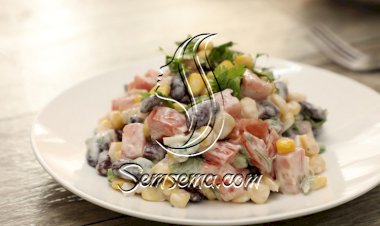 سلطة الذرة بالفاصوليا المكسيكية والمايونيز بالفيديو